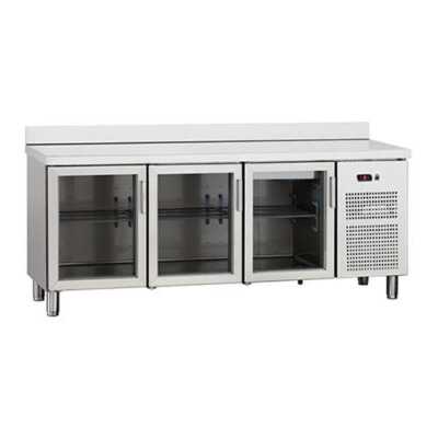 Bancada refrigerada com 3 portas de vidro e fechadura