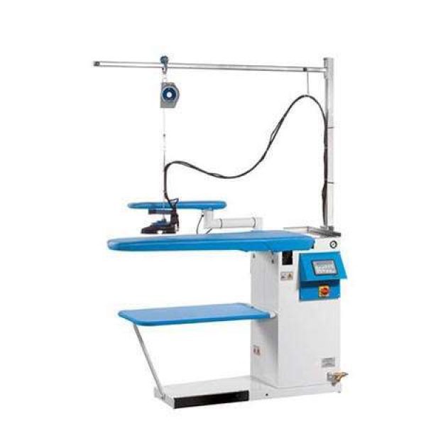 Máquina de passar a ferro