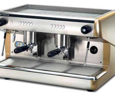 MAQUINA F3 ELECTRONICA 2GR.230V C/BOMBA INC.