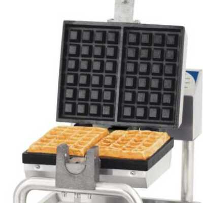 Máquina de waffles simples com abertura a 180°