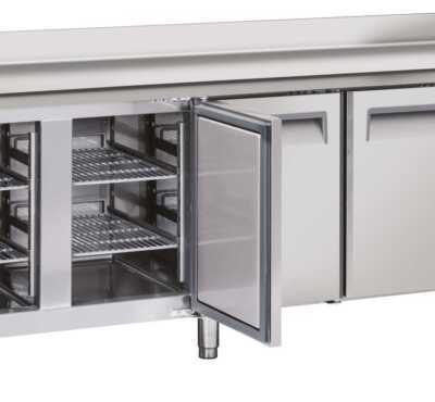 Mesa refrigerada com tampo 4 portas