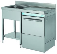 <p>As mesas estão desenhadas para acomodar uma máquina de lavar louça de abertura frontal de 600 x 600 mm.</p>