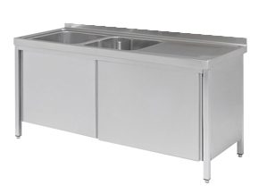 <p>Fabricados em aço inoxidável AISI 304 18/10 com acabamento polido satinado.</p>